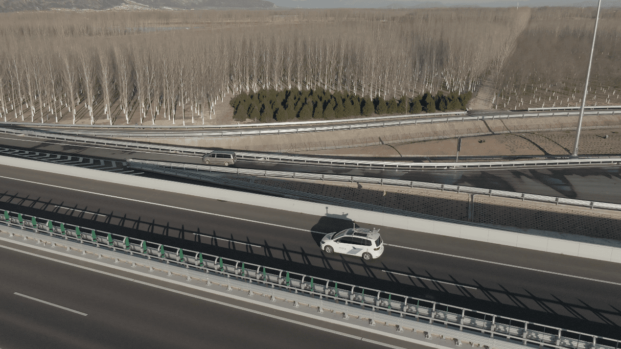 凯发网站助力高速公路无人驾驶队列测试